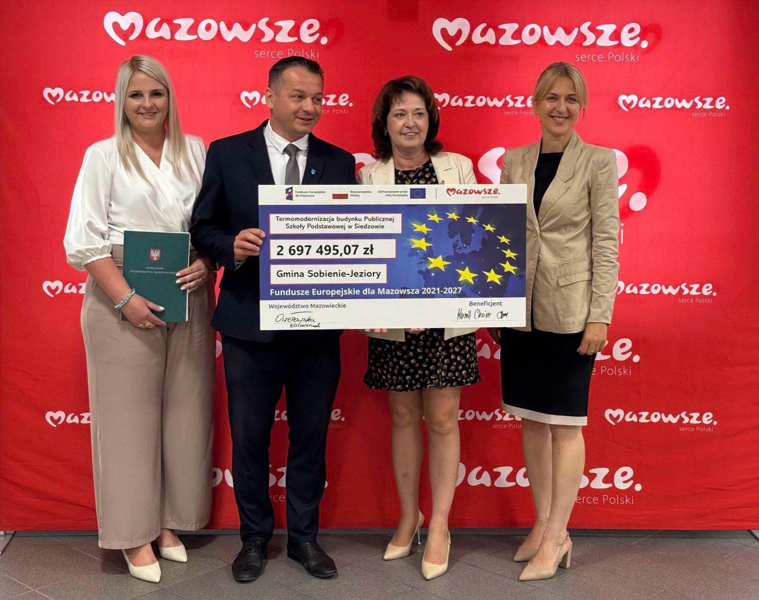 Umowa na termomodernizację szkoły w Siedzowie podpisana!